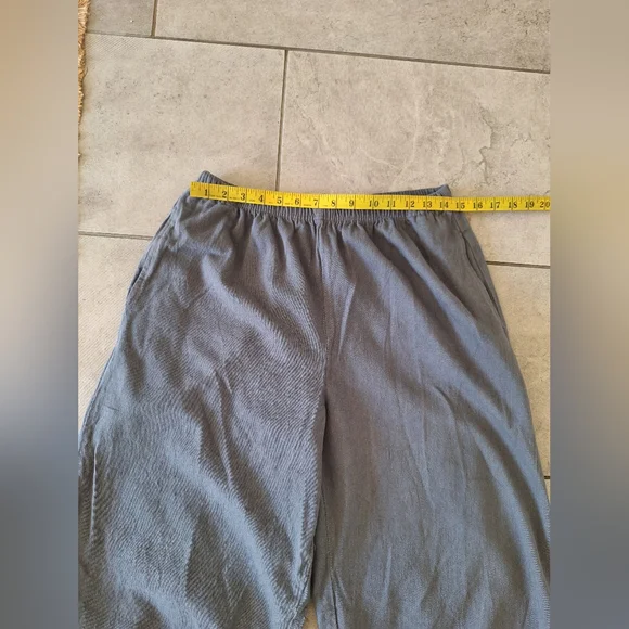 Cut Loose Gray Wide Leg Pants with Relaxed Fit - Picture 6 of 9